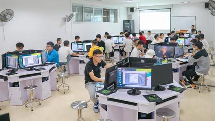 計算機科學(xué)與技術(shù)系動態(tài) 軟件開發(fā)與維修領(lǐng)域最新進(jìn)展